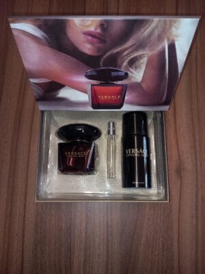 Дамски Подаръчен Комплект - Versace Crystal Noir 90ml